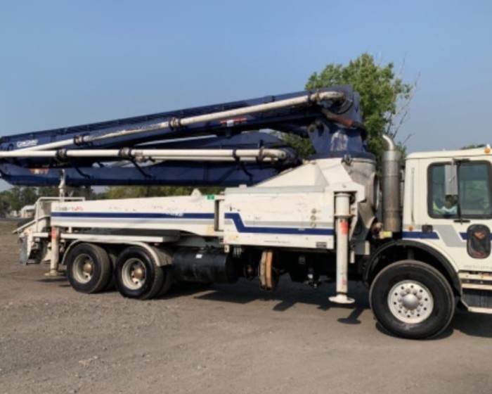 2005 MACK MR600 WITH CONCORD CONCRETE PUMP TRUCK