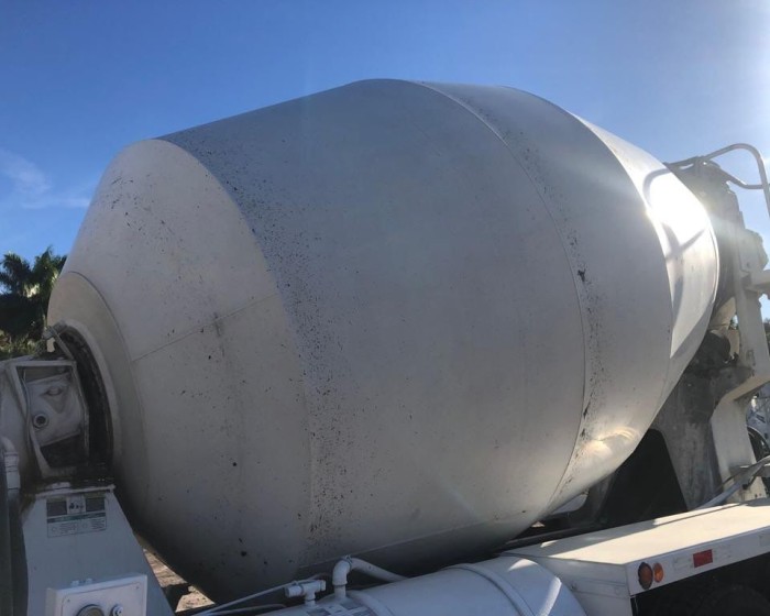 2007 MACK CV713 CONCRETE MIXER TRUCK