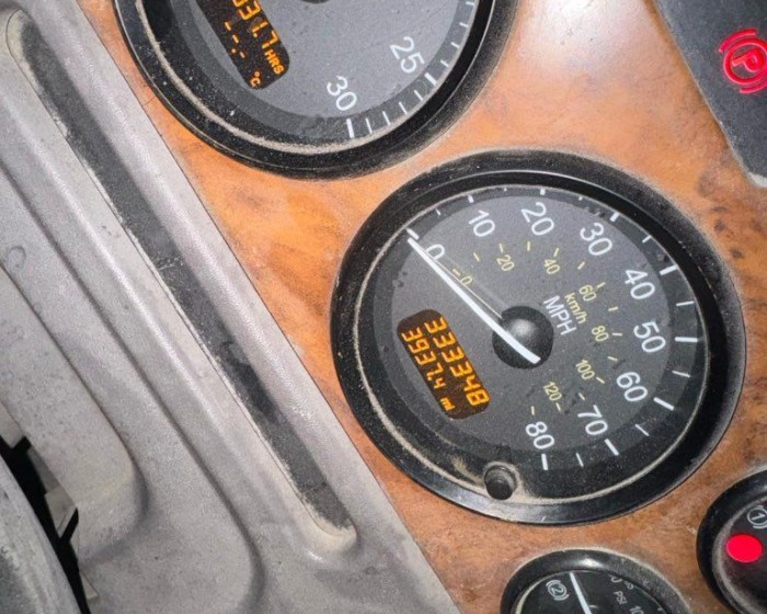 2007 PETERBILT  CONCRETE MIXER TRUCK
