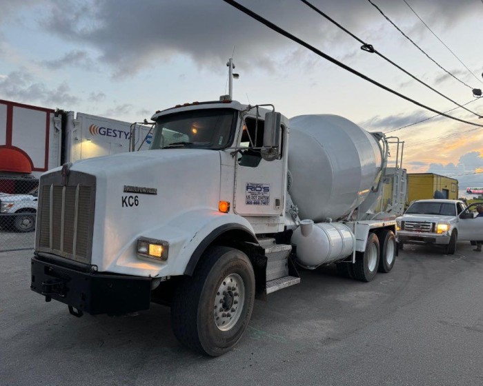 2008 KENWORTH T600 CONCRETE MIXER TRUCK - 2 UNITS AVAILABLE