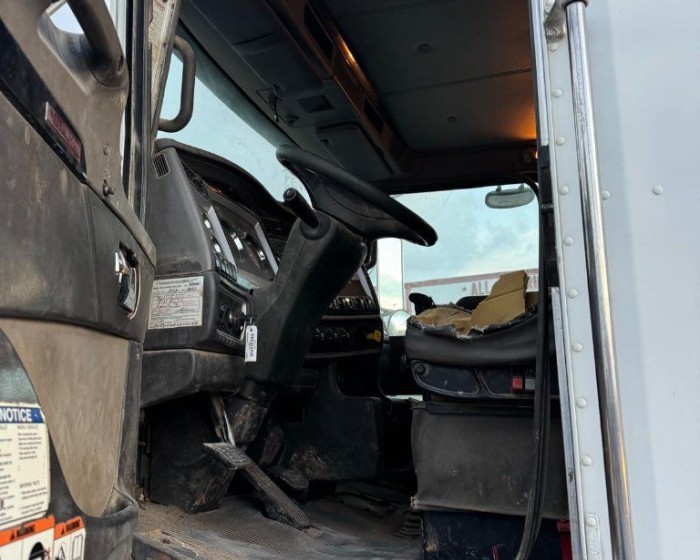 2008 KENWORTH T600 CONCRETE MIXER TRUCK - 2 UNITS AVAILABLE