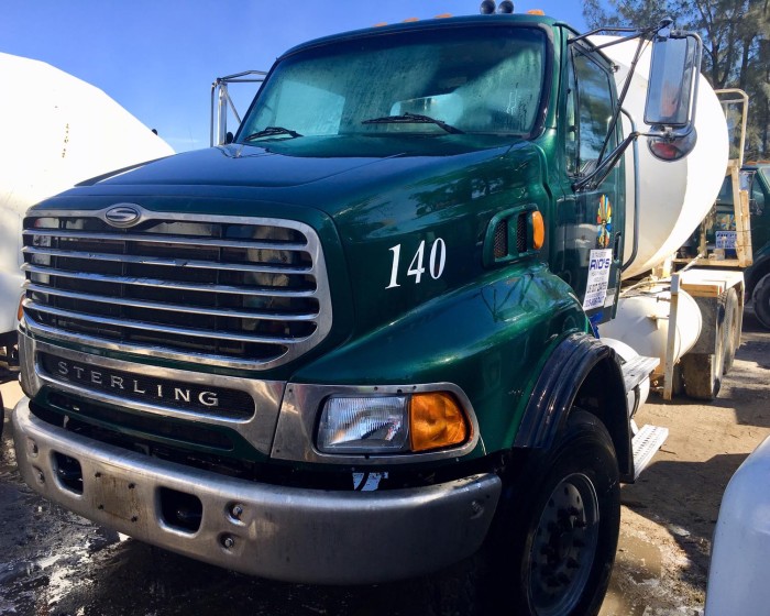 2007 STERLING LT9500 CONCRETE MIXER TRUCK