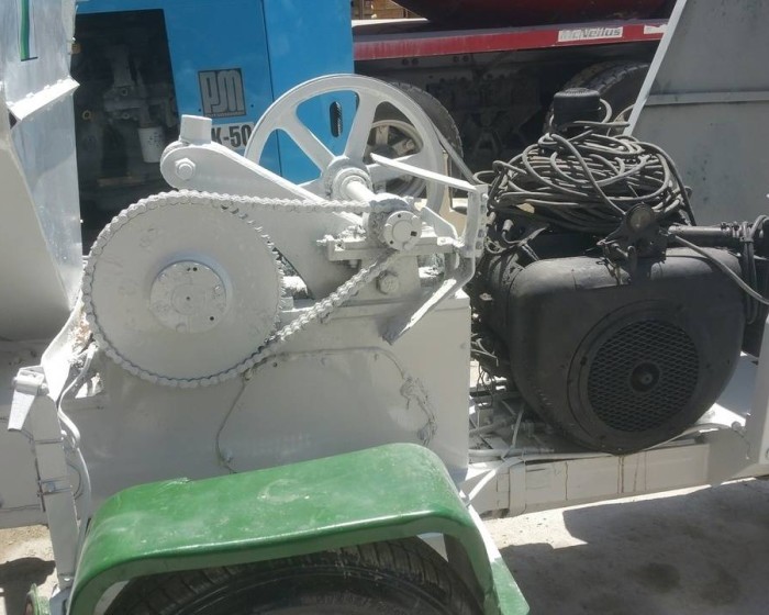 2004 SCHWING P88 CONCRETE PUMP