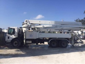 1999 SCHWING XL1200 CONCRETE PUMP