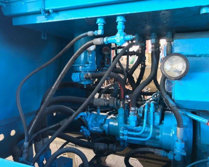 1986 PUTZMEISTER 3000 CONCRETE PUMP