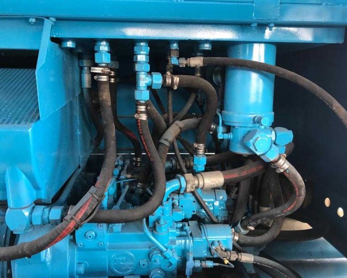 1986 PUTZMEISTER 3000 CONCRETE PUMP