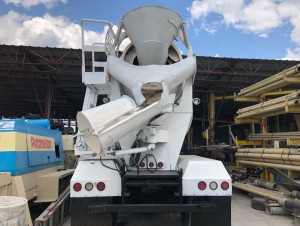 2008 MACK GRANITE GU813 CONCRETE MIXER TRUCK 