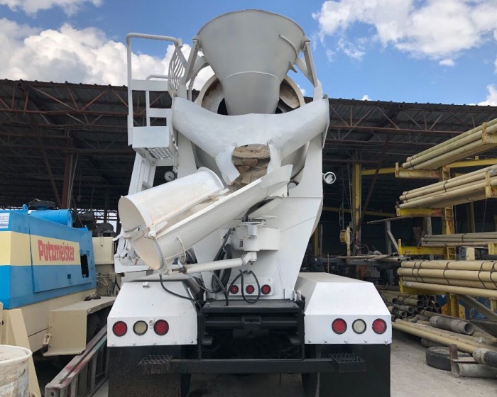2008 MACK GRANITE GU813 CONCRETE MIXER TRUCK 
