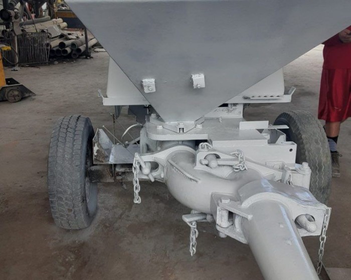 2004 SCHWING P88 CONCRETE PUMP TRAILER
