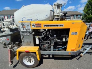 2003 PUTZMEISTER KATT KRETER CONCRETE PUMP TRAILER