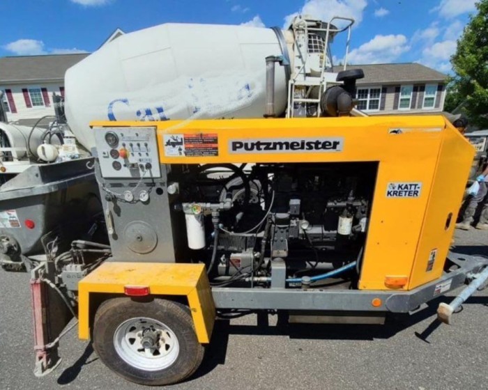 2003 PUTZMEISTER KATT KRETER CONCRETE PUMP TRAILER