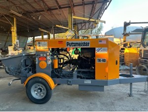 2006 PUTZMEISTER TK40 CONCRETE PUMP TRAILER