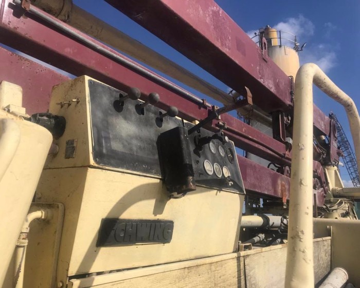 1994 MACK MR600 CONCRETE PUMP TRUCK