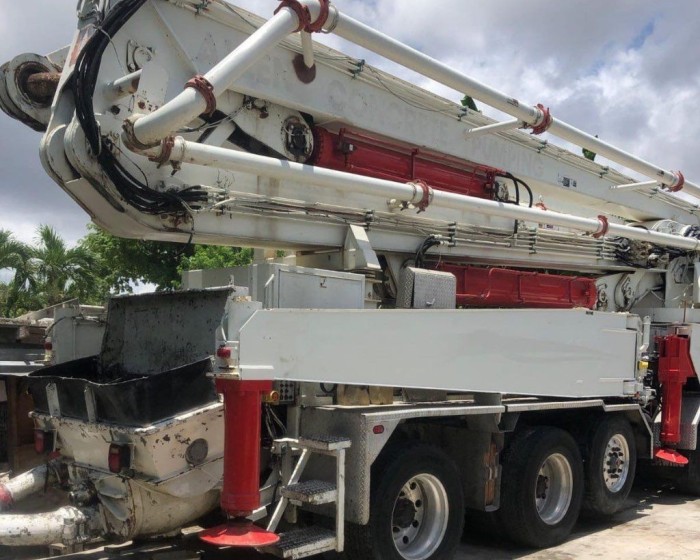 2001 MACK-SCHWING MR600-X52 CONCRETE PUMP TRUCK