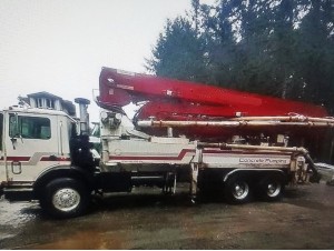 2001 MACK MR688S TRUCK WITH CONCORD CONCRETE PUMP 36M
