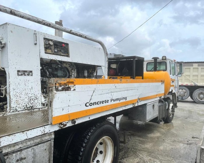 1998 MACK SCHWING-BPA500 CONCRETE PUMP TRUCK