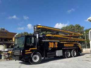2007 MACK MR600 CONCRETE BOOM  PUMP TRUCK