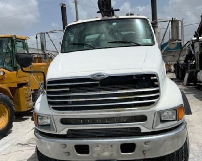 2006 STERLING CAT-C12 CRANE OR BOOM TRUCK