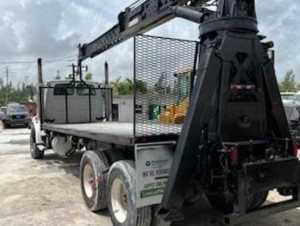 2006 STERLING CAT-C12 CRANE OR BOOM TRUCK