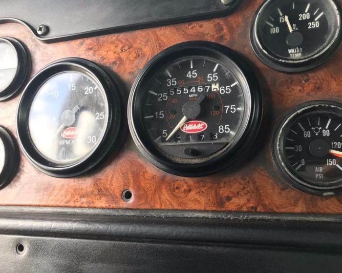 2003 PETERBILT 357 DUMP TRUCK