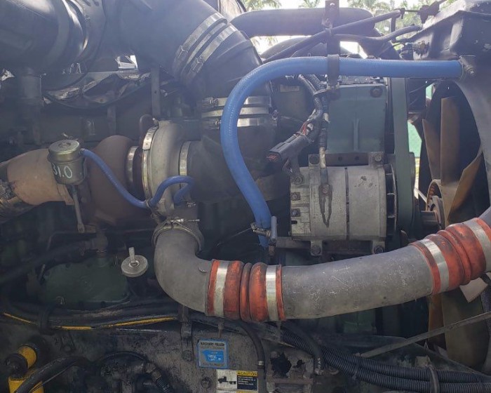 2003 KENWORTH T800 DUMP TRUCK