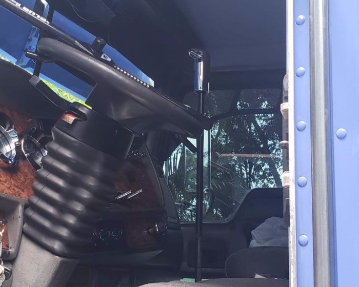2003 KENWORTH T800 DUMP TRUCK