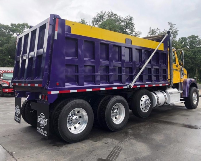 2012 FREIGHTLINER DUMP TRUCK DUMP TRUCK