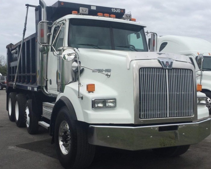 2006 WESTERN STAR 4900 DUMP TRUCK