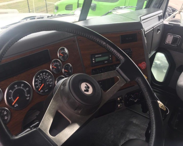 2006 WESTERN STAR 4900 DUMP TRUCK