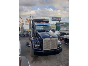 2002 KENWORTH  T800 DUMP TRUCK
