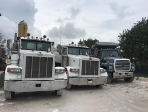 2006 PETERBILT 379 DUMP TRUCK