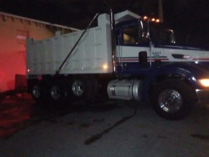 2013 PETERBILT 384 DUMP TRUCK