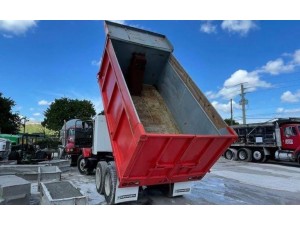 1997 KENWORTH  DUMP TRUCK