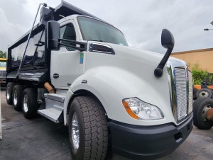 2018 KENWORTH T680 DUMP TRUCK