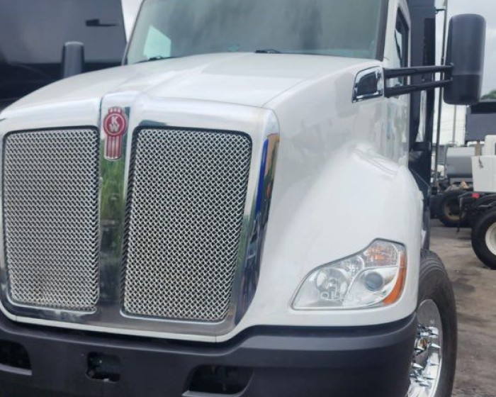 2018 KENWORTH T680 DUMP TRUCK