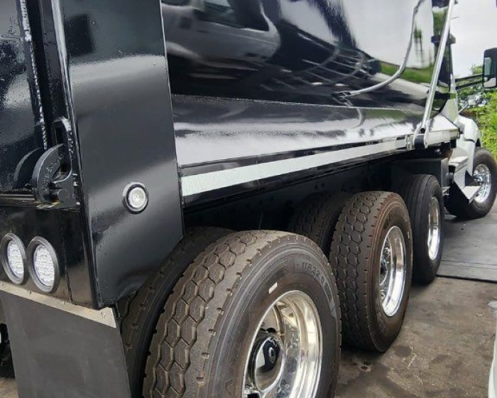2018 KENWORTH T680 DUMP TRUCK
