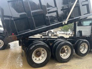 2008 MACK GRANITE DUMP TRUCK
