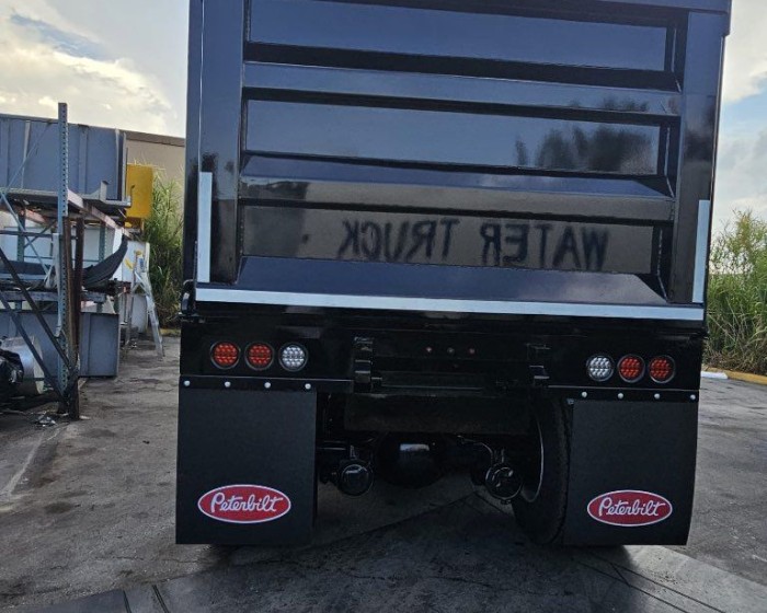 2022 PETERBILT 579 DUMP TRUCK