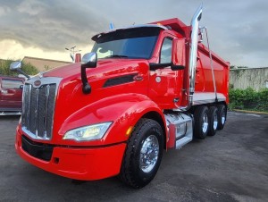 2022 PETERBILT 579 DUMP TRUCK