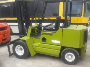 1994 CLARK FORKLIFT 