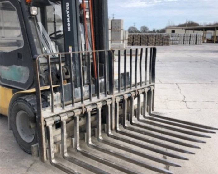 2001 KOMATSU FORKLIFT