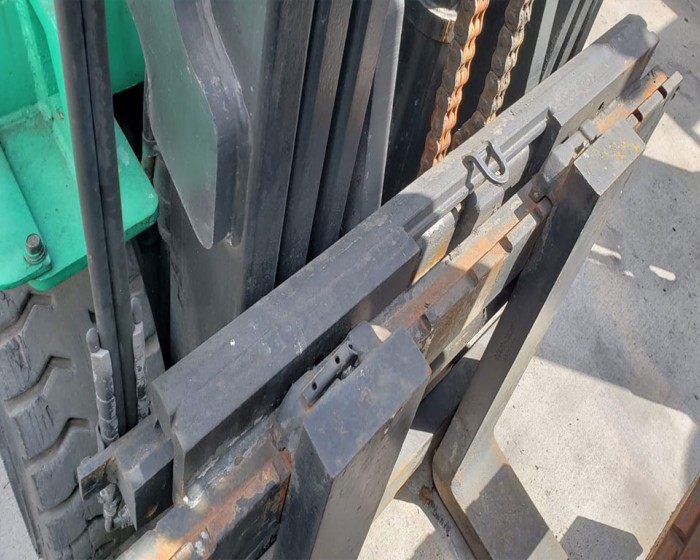 2002 MITSUBISHI FORKLIFT FGC40K