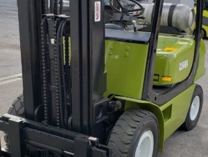 2004 CLARK C25CL FORKLIFT