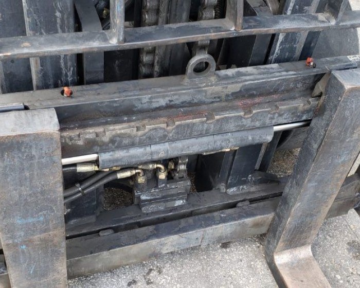 2004 CLARK C25CL FORKLIFT