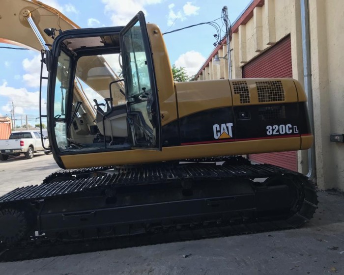 2006 CATERPILLAR 320CL EXCAVATOR