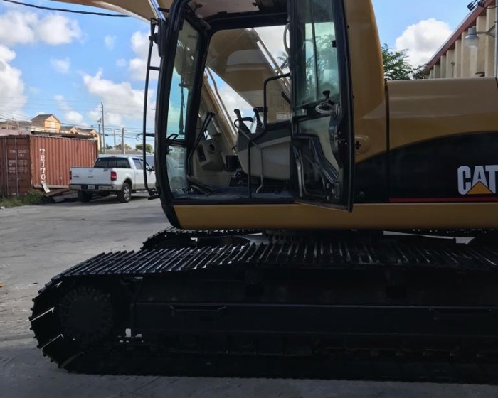 2006 CATERPILLAR 320CL EXCAVATOR