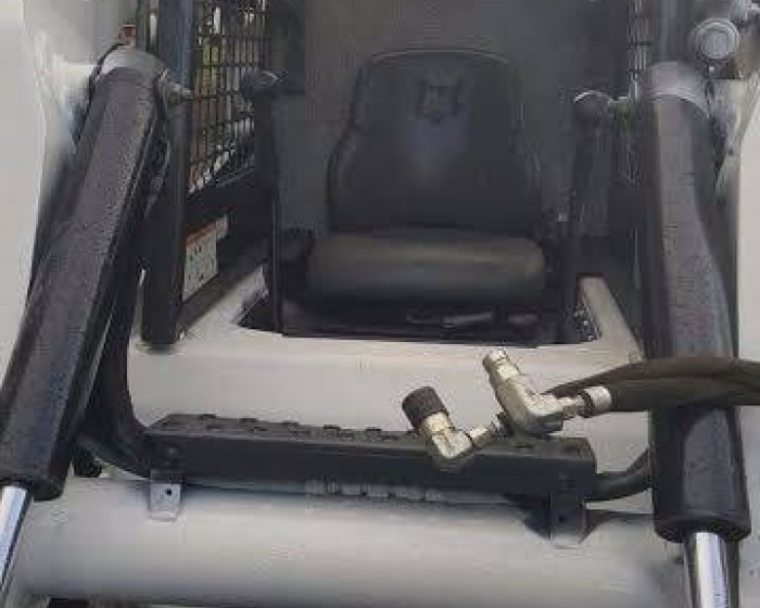2006 BOBCAT S300 SKID STEER