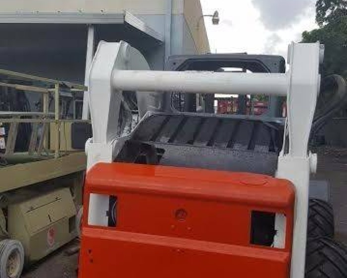 2006 BOBCAT S300 SKID STEER