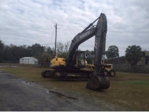 2005 VOLVO EC240B LC EXCAVATOR