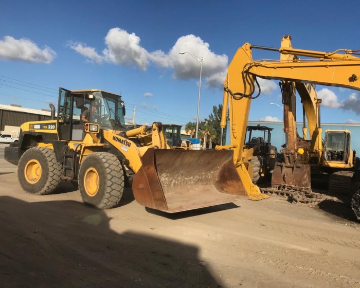 2009 KOMATSU WA320-6HL WHEEL LOADER
